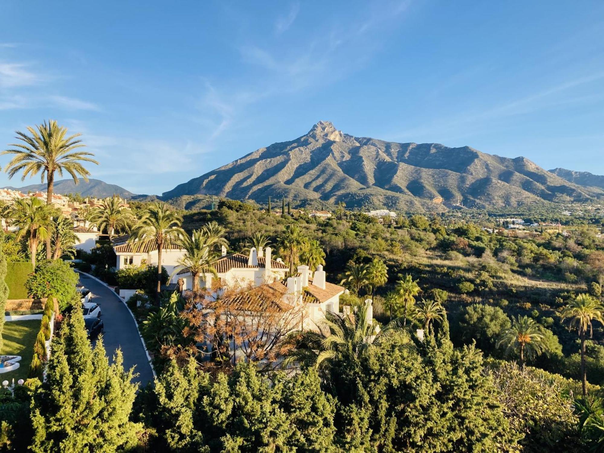 Las Lomas - Pool, Terrace & View Marbella Esterno foto
